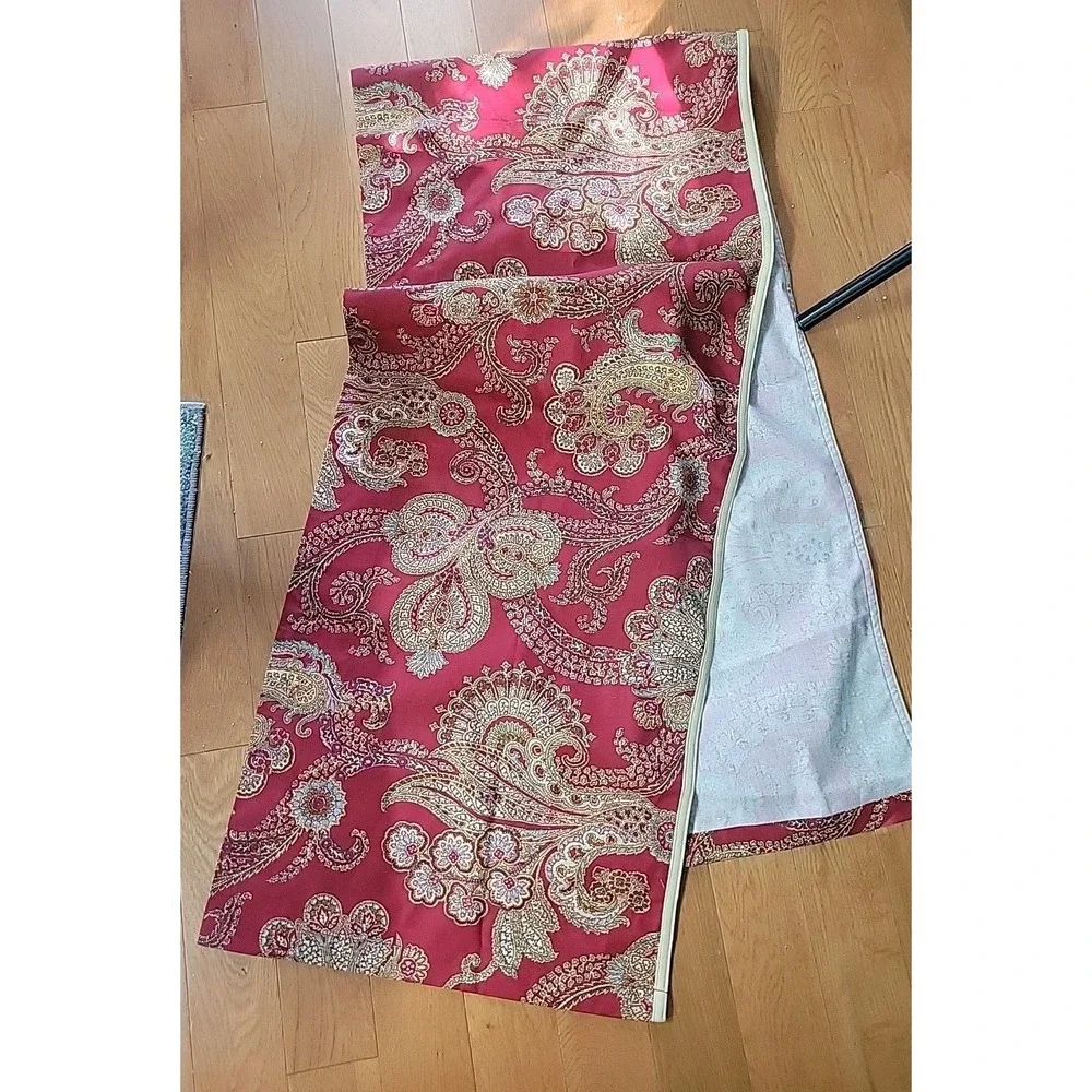 CHAPS Ralph Lauren Juliette Red Gold Paisley Window Valance 78x17.5